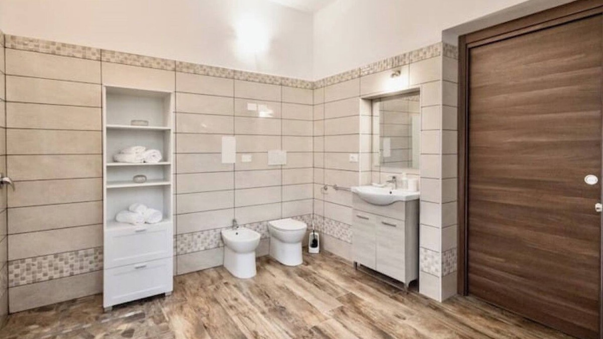 Ravenna Apartment | Divine DANTE's Apartment