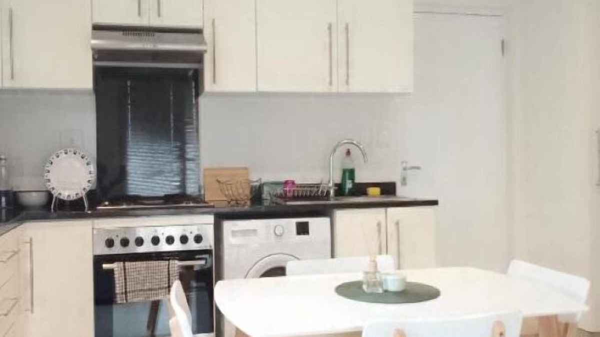 Windhoek Central Apartment | DMN City Apartment
