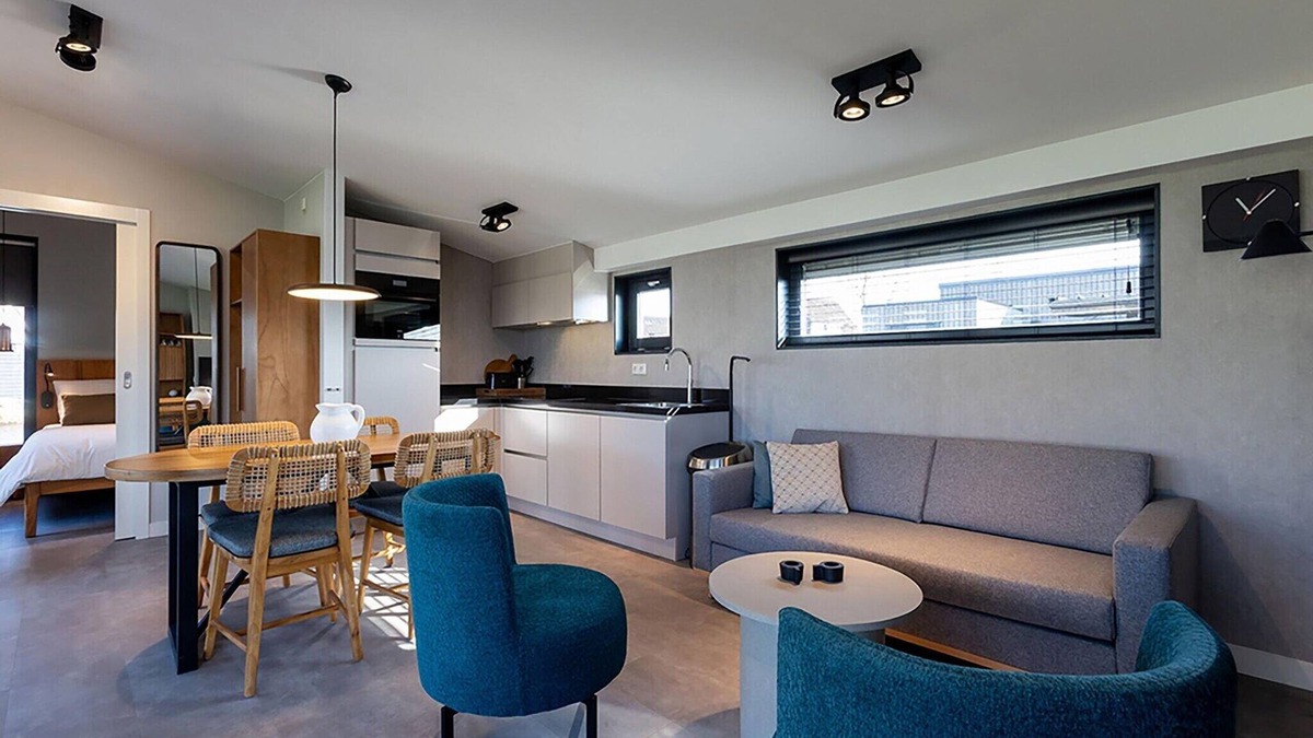Delfstrahuizen House | Docklodge at Frisian Lakes with Private Mooring