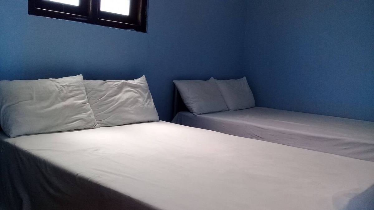 Arunagiri Nagar Bed & Breakfast | DockYard Inn Trincomalee at Dutch Bay Beach
