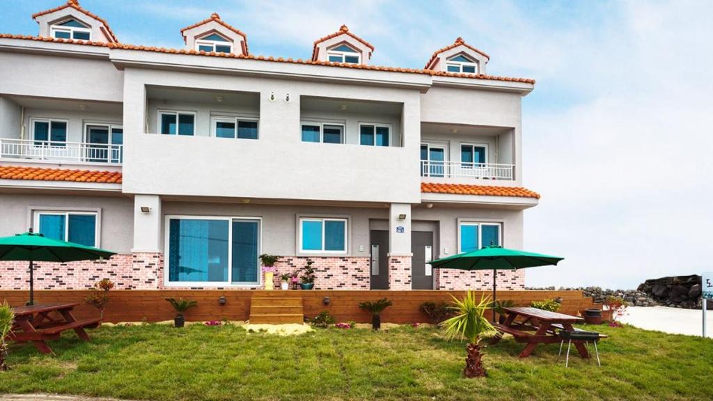 Seongsan House | Dodam Dodam Pension