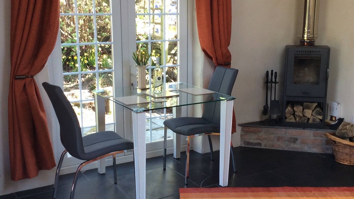 St Teath Cottage | Dog friendly 1 bed cottage, Near Port Isaac And North Cornwall Coastpath