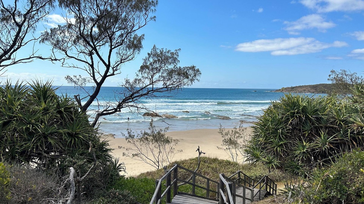 Arrawarra Headland Apartment | Dog friendly apartment close to beaches. Own private yard, garden and 2 decks.
