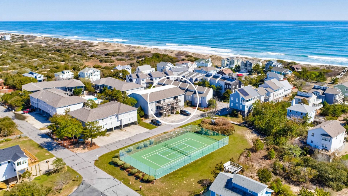 Ocean Sands Condo | Dog-friendly coastal condo with beach access, tennis courts, balcony & fast WiFi