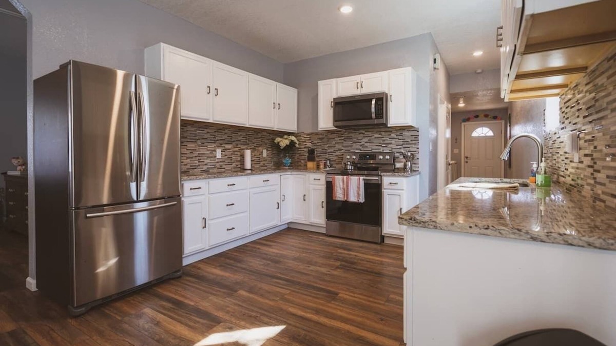 Southside House | Dog Friendly Home Close to San Antonio Downtown