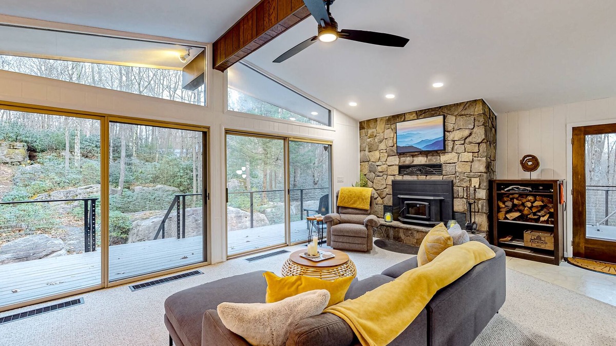 Crellin House | Dog-friendly home near state parks with firepit, pool table, fireplace, & decks