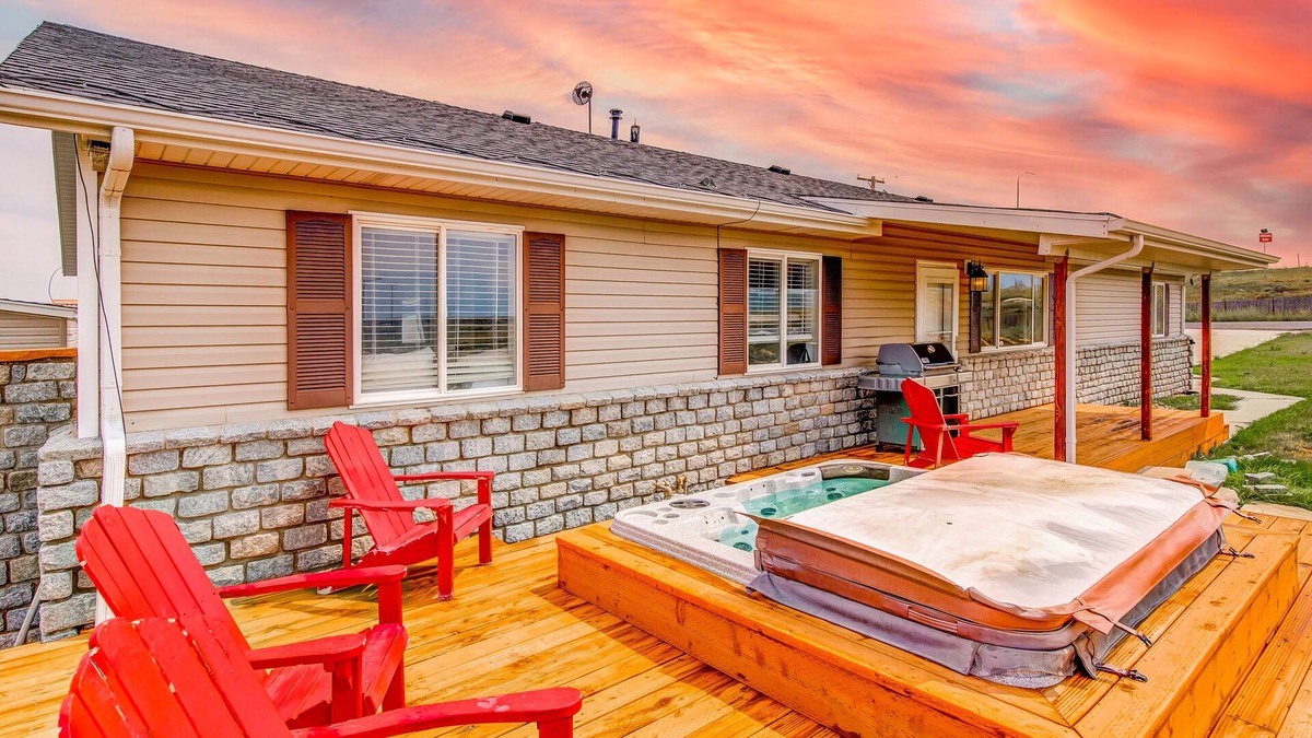 North Snyderville Basin House | Dog-Friendly Home w/Private Hot Tub, Enclosed Yard, Gas Grill, and Central A/C