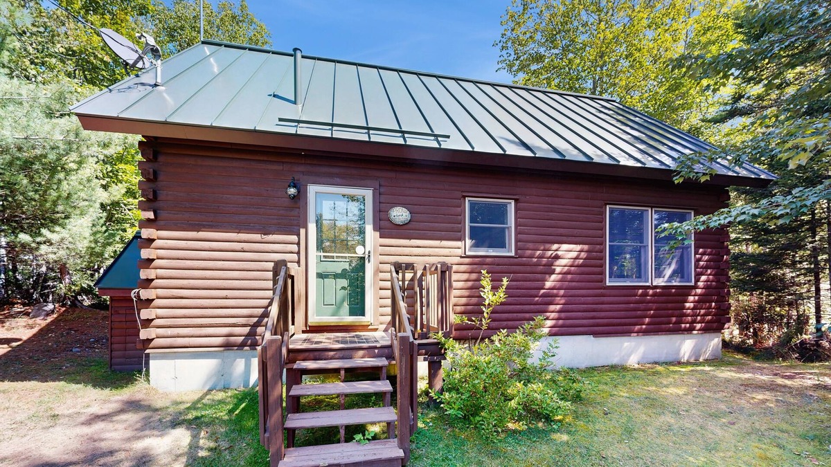 Greenville House | Dog-friendly lakefront home with deck, grill, WiFi, shared dock & water access