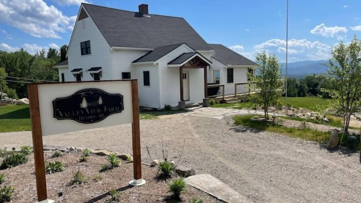 Freedom House | Dog Friendly, Modern Retreat w/Stunning View