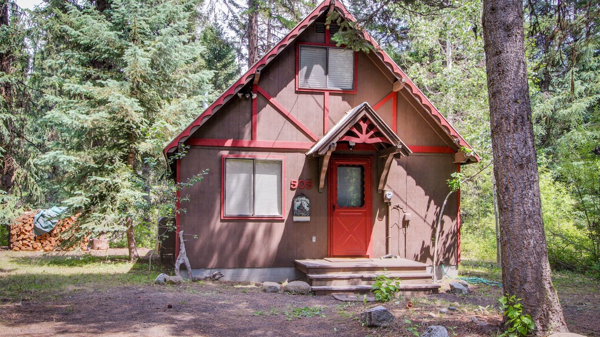 McCall Cabin | Dog-friendly riverfront cabin with wood stove and large deck near Payette Lake