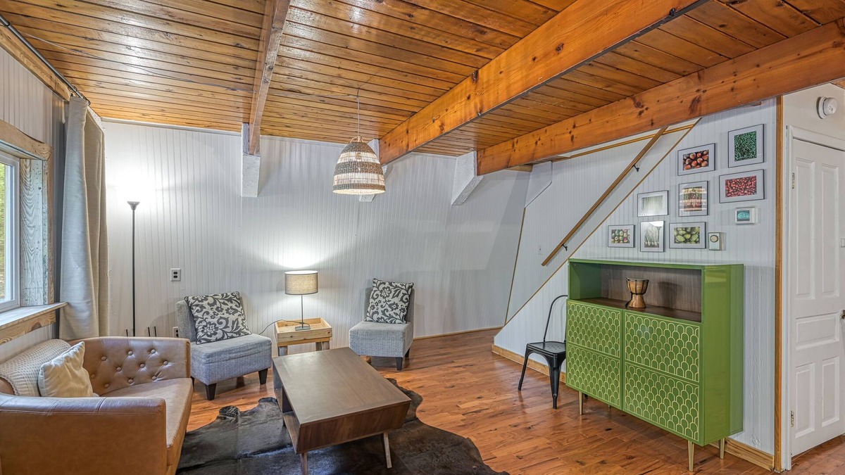 Crellin Cabin | Dog-friendly secluded cabin with hot tub, firepit, lawn games, & great deck