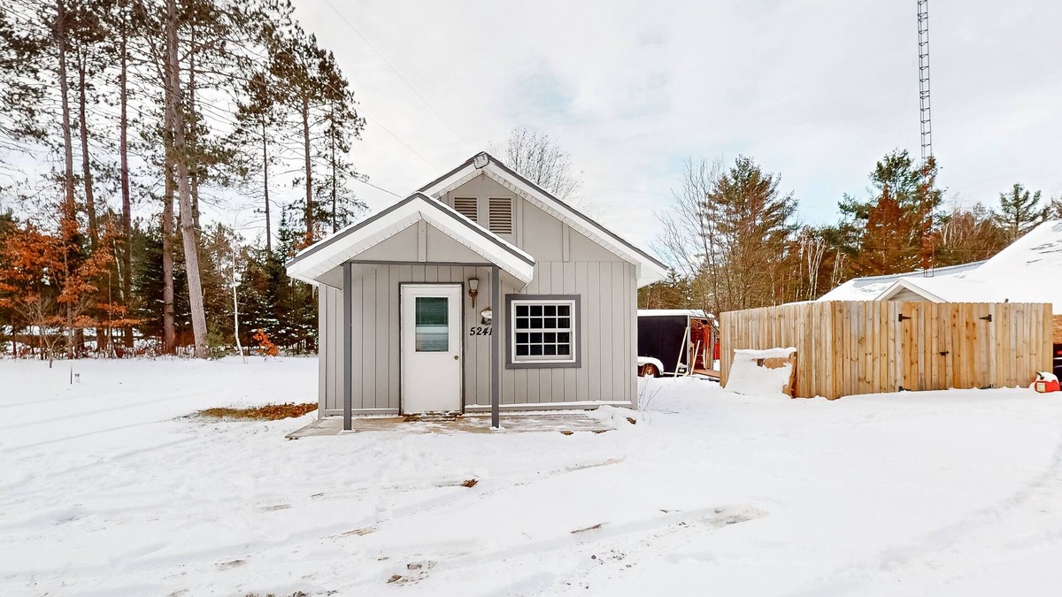 Manitowish Waters House | Dog-friendly, tree-lined home on the snowmobile trail with streaming, W/D, & AC