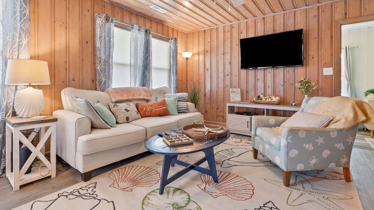 Cherry Grove Beach House | Dog-friendly 3BR beach retreat with 2 kitchens, covered hangout areas, steps from the shore!