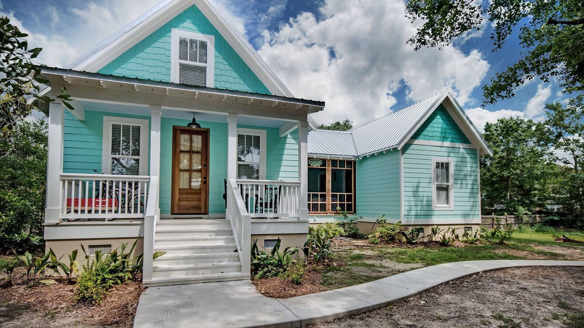 Ocean Springs Cottage | Dogtrot Cottage Near Downtown, Shearwater Pottery, and East Beach