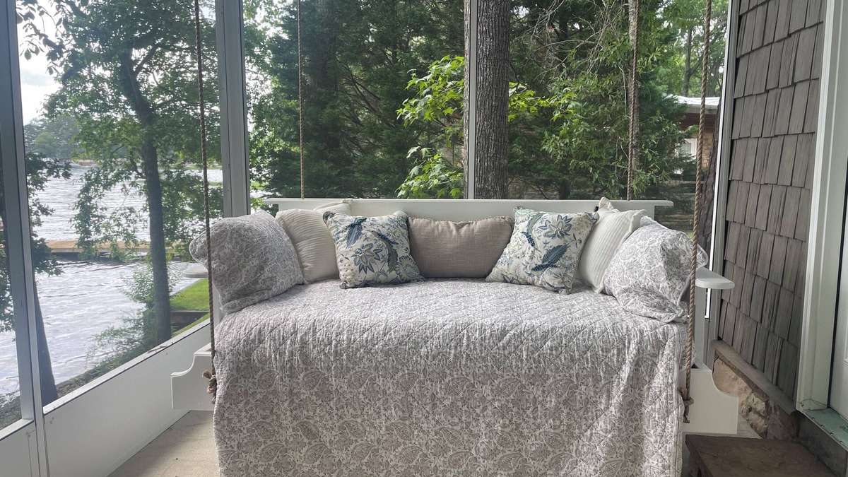 Titus House | Dogwood Cottage at Lake Jordan with boat dock/hot tub lakeside/RV parking spot