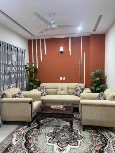Hassan Abdal Apartment | Doha emporium b17 multi garden FMC