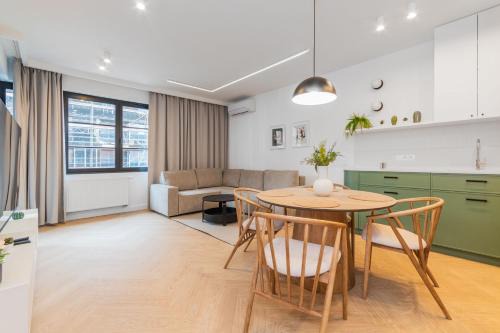 Mlyniska Apartment | Doki - Oliwkowy by Grand Apartments
