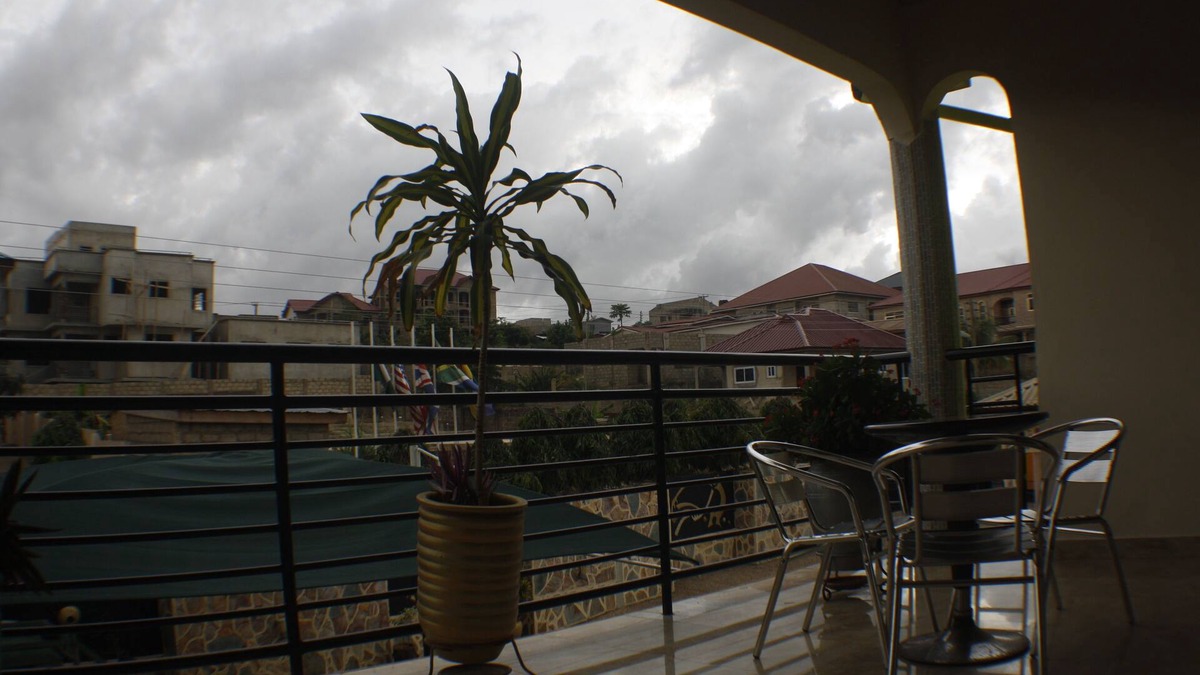 Kwabenyan Hotel | Dokua Royal Hotel