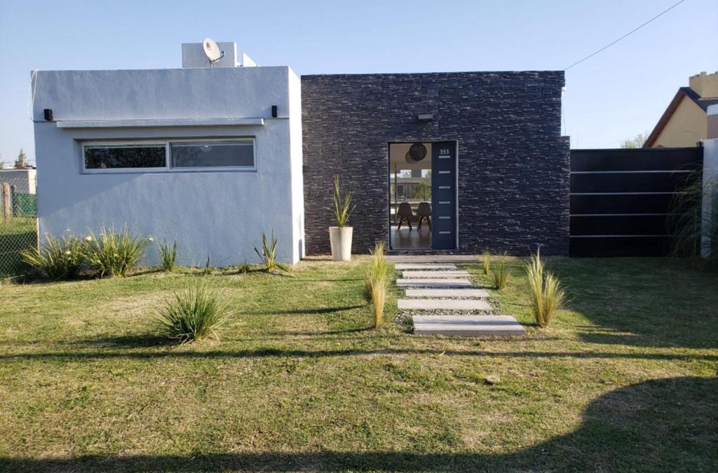 Roldan House | DOLCE LUNA