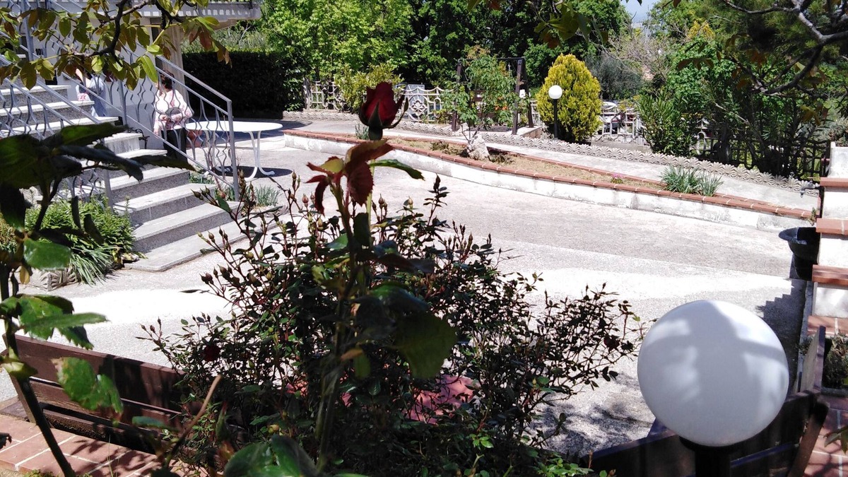 San Valentino In Abruzzo Bed & Breakfast | Dolce Risveglio
