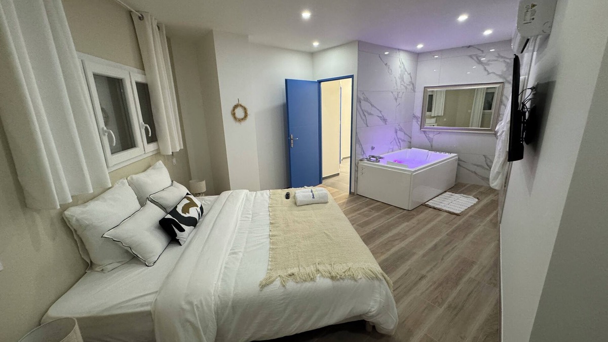 Mornant Apartment | Dolce Vita, apparently luxurious with balneotherapy