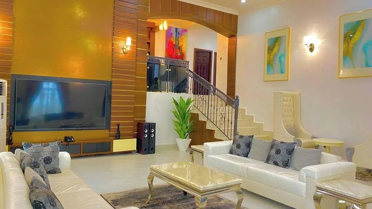 Onitsha Hotel | Dolly Hills Hotel