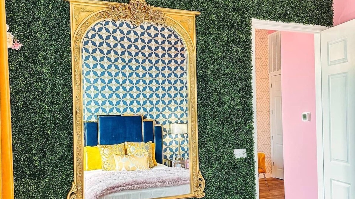 North Nashville Apartment | Dolly's Art Deco: Luxe Stay Near Broadway