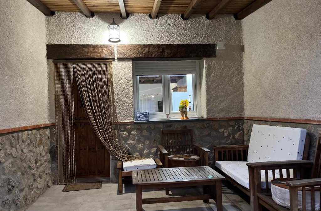 Serradilla del Arroyo House | Dolmen