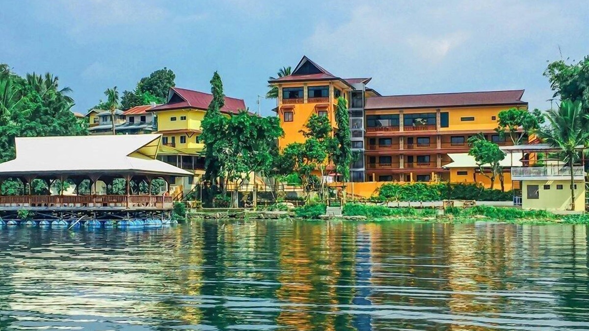 Lake Sebu Hotel | Dolores Lake Resort