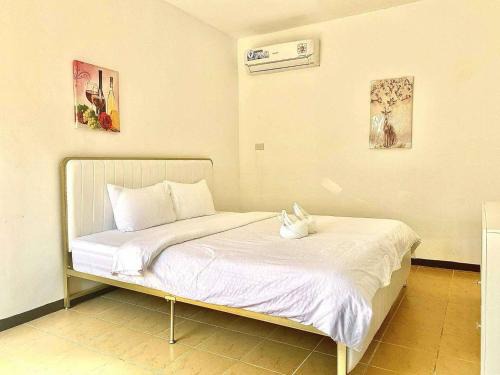 Mindoro Hotel | Dolphin bay resort