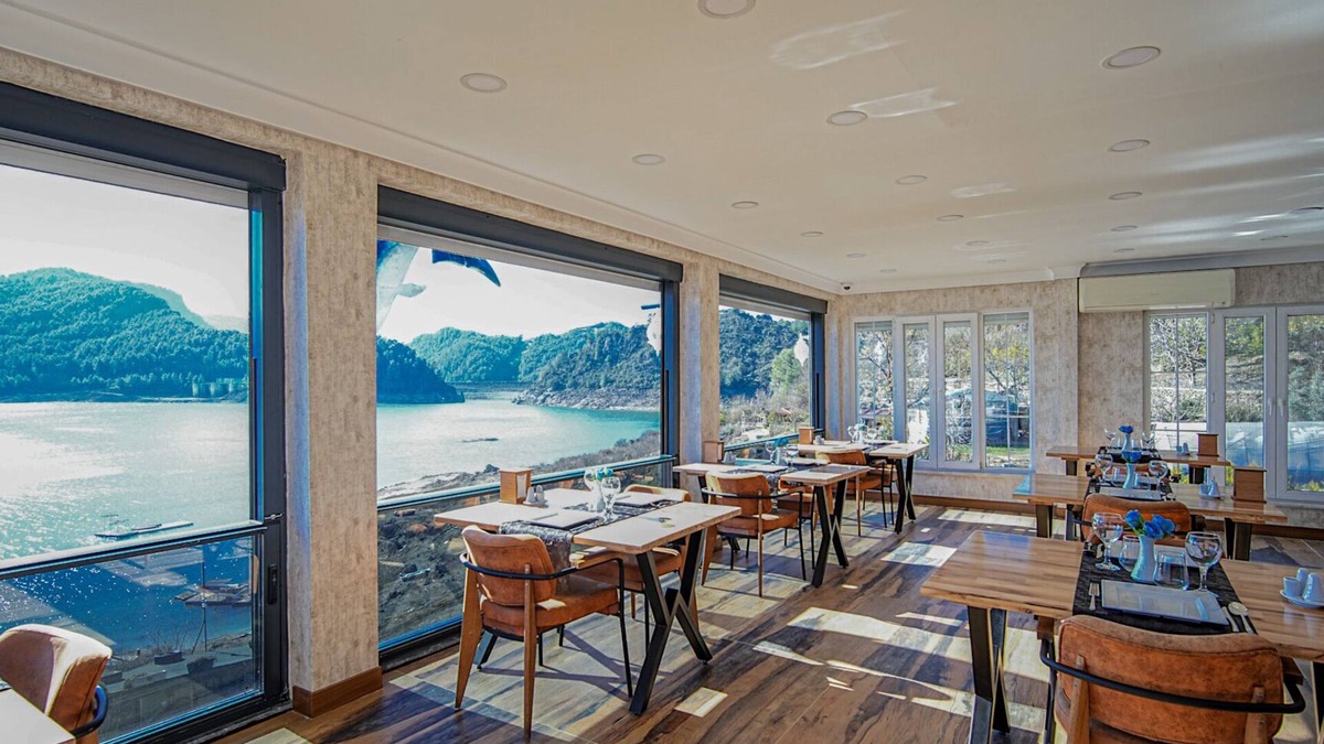 Karacaoren Hotel | Dolphin Boutique Hotel & Restaurant