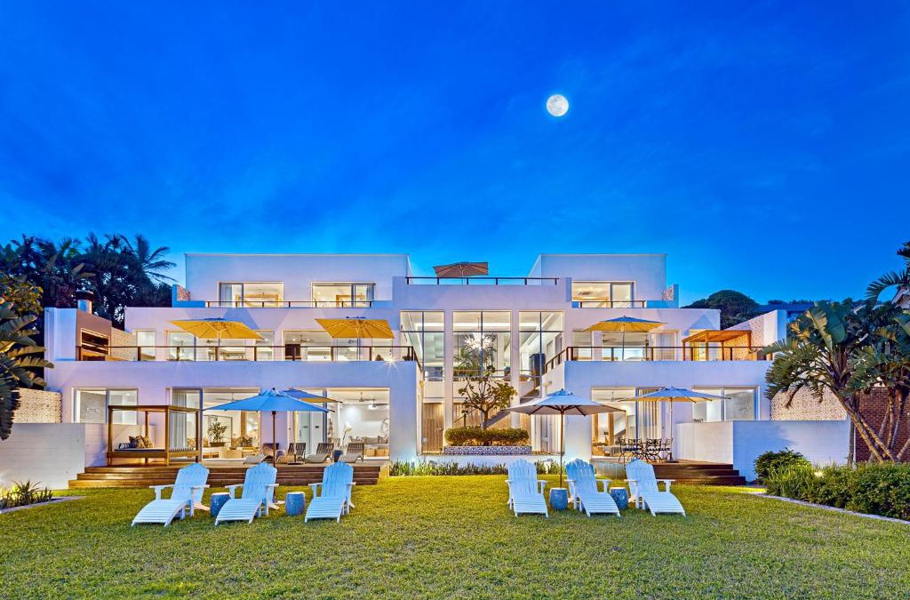 Umhlali Beach Villa | Dolphin Coast YOLO Spaces - The White House Boutique Villa
