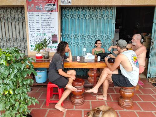 Kratie House | Dolphin Home Stay New