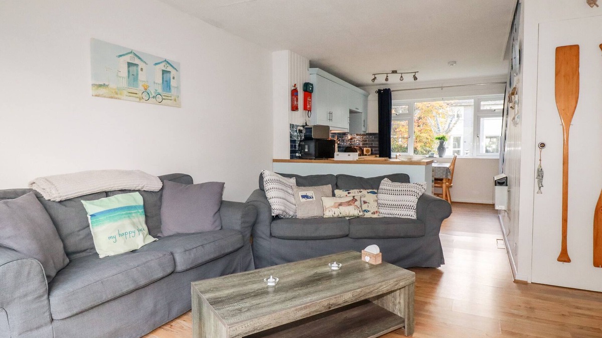 Saint Columb Major Cottage | DOLPHIN VILLA, family friendly, country holiday cottage in Newquay
