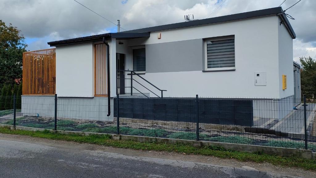 Tuczempy Villa | Dom gościnny 4JAWA I