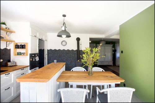 Bystrzyca Kłodzka Apartment | Dom pod górką