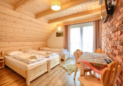 Brzegi Apartment | Dom Pod Lipą