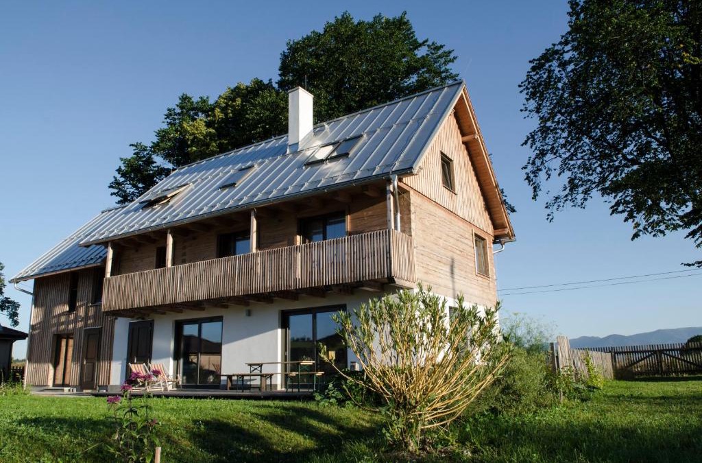 Blatnica House | Dom Pod Lipami
