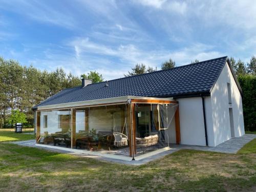 Rypin House | Dom w lesie przy stawach