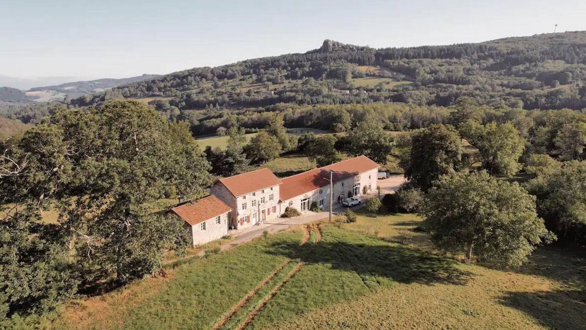 Lavoine House | Domain 1h20 from Lyon for events (birthday, cousinade, seminar, etc.)