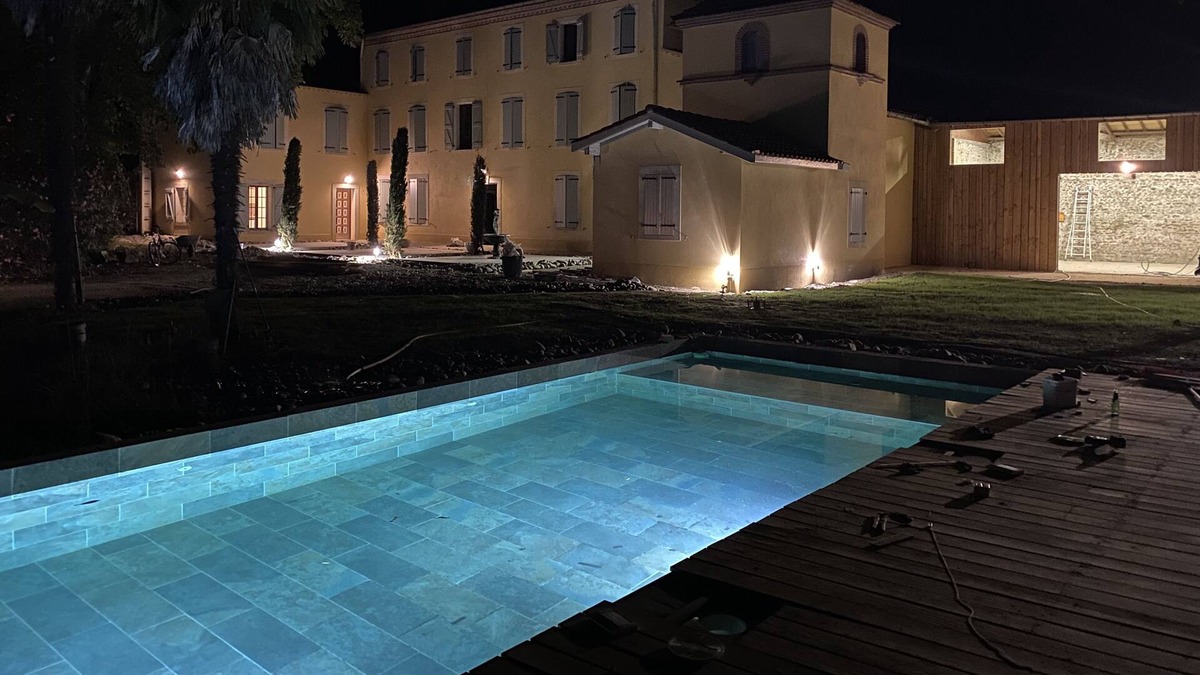Saint-Julien-sur-Garonne House | Domain of Tuscan tunes
