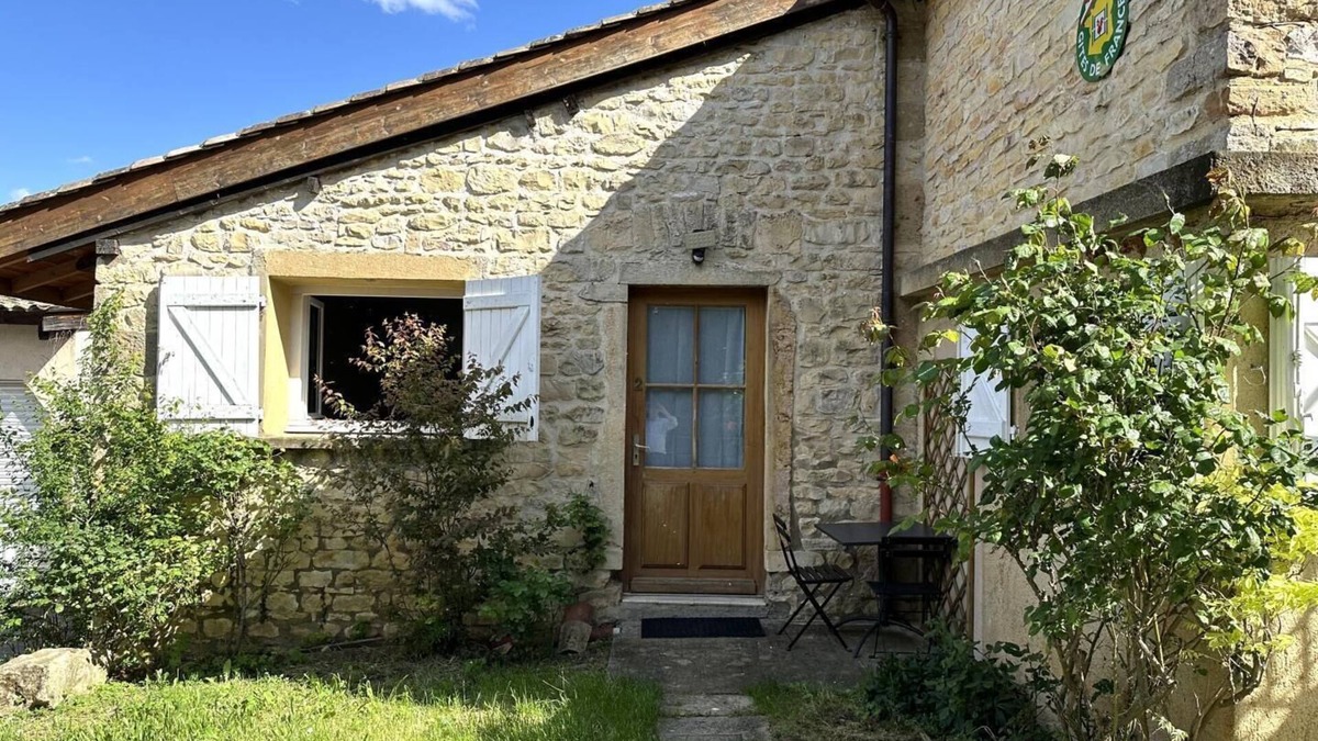 Les Echets House | Domaine Albert - Pommiers