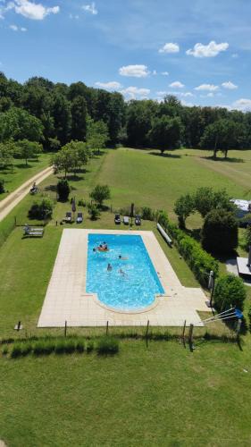 Brion House | Domaine Chateau La Mothaye-self catering gites- shared pool- Loire valley