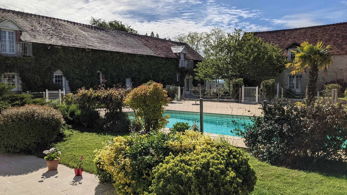 Averdon House | Domaine de Champouteau - LA BERGERIE - Large charming gîte 4* 10 people