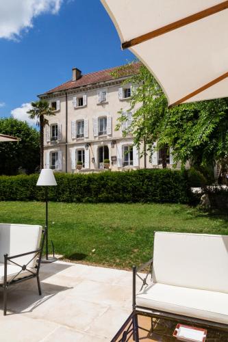 Chonas-l'Amballan Hotel | Domaine de Clairefontaine - Teritoria