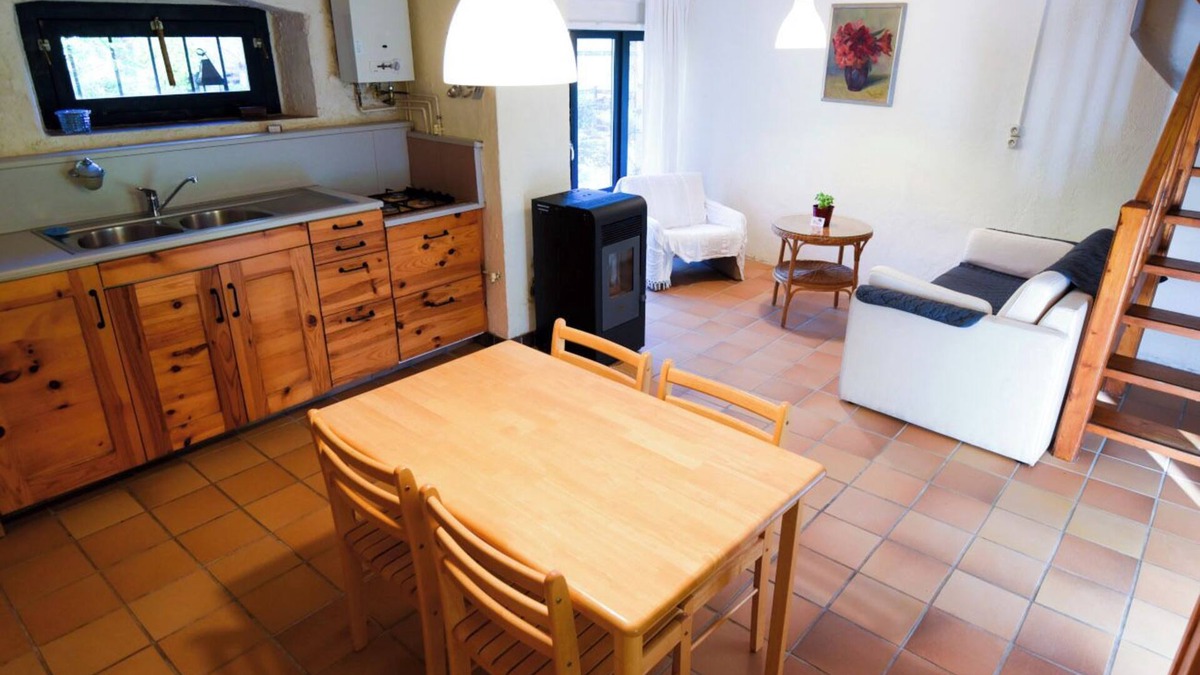 Lafarre House | Domaine de Clarat Gite Glycine, in the heart of Ardèche verte