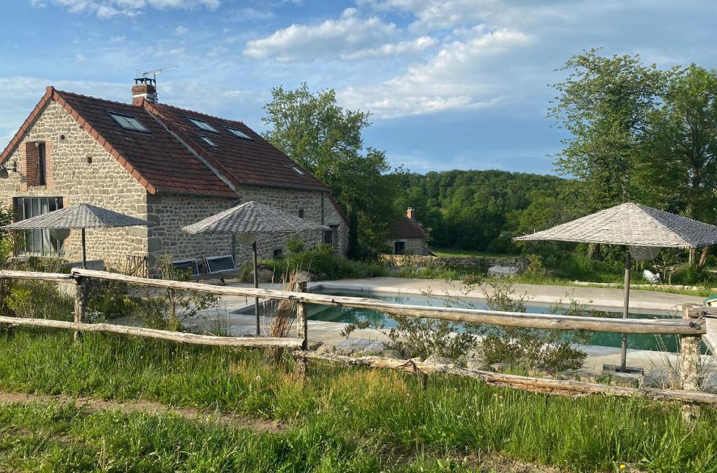 Saint-Medard-la-Rochette Villa | Domaine de Combraille en Marche