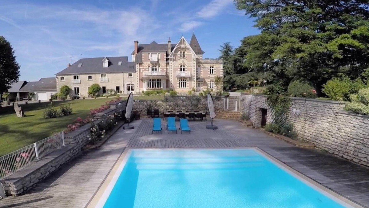 Chatillon-sur-Indre Bed & Breakfast | Domaine de la Poignardiere