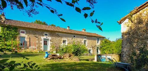 Bourrou House | Domaine de La Maison d'Aum