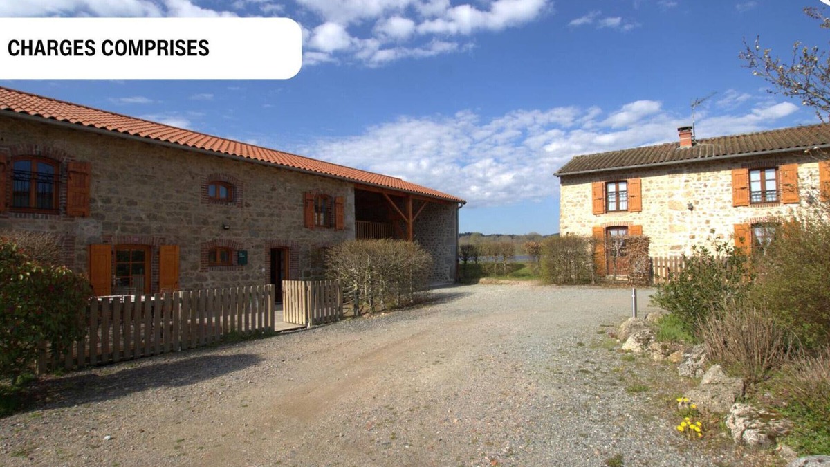Les Salles Cottage | Domaine de la Plagnette - Cottages for 15, Terrace and Pets allowed